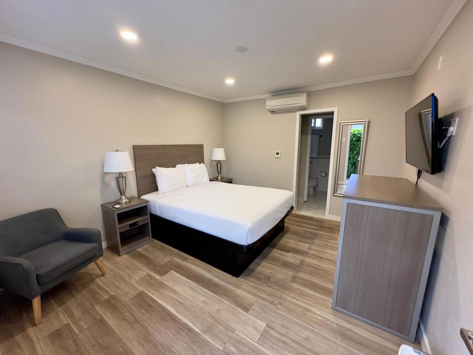 Ocean Park Inn 3*